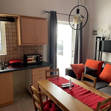 Comfy Apartment With Low Ceiling Attic Athens Ngoại thất bức ảnh