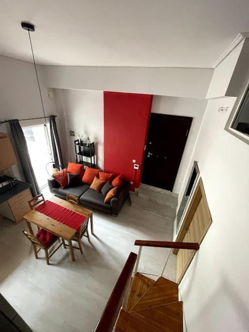 Comfy Apartment With Low Ceiling Attic Athens Ngoại thất bức ảnh